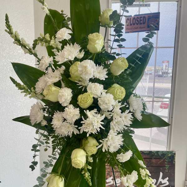 White Sympathy Standing Spray