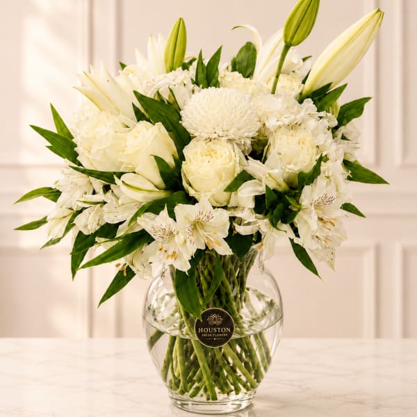 white lilies with roses