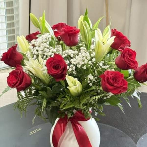 Red Roses & White Lilies Arrangement | Flower Delivery Midland, TX