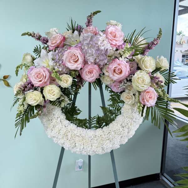 Sympathy Wreath Circle 02