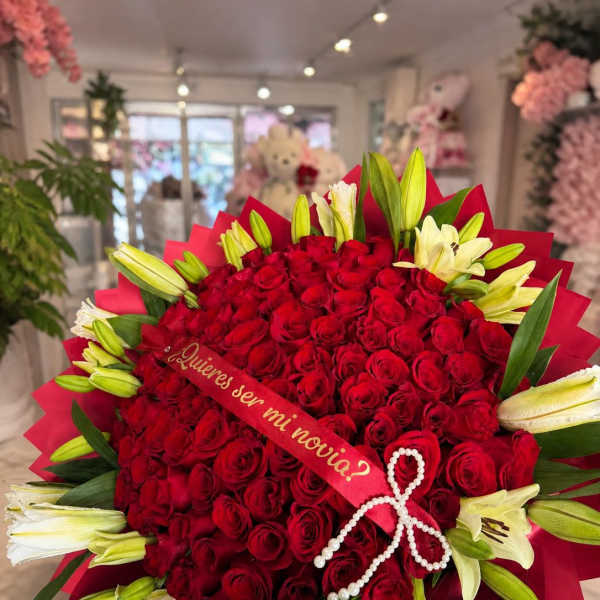 Romantic Bliss Bouquet - 50 Roses + Lilis
