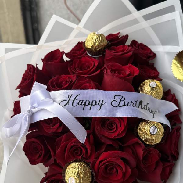 Red Roses - Ferrero Bouquet