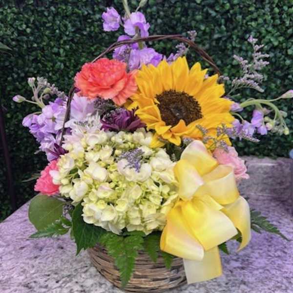 Basket with all the colors!