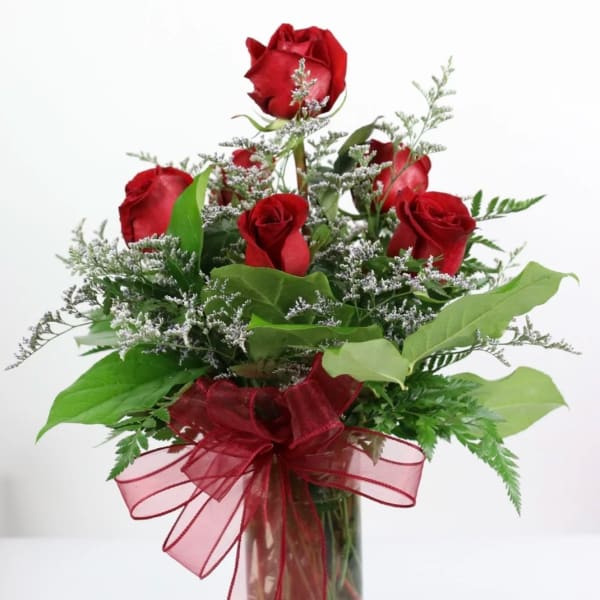 HALF DOZEN RED ROSES