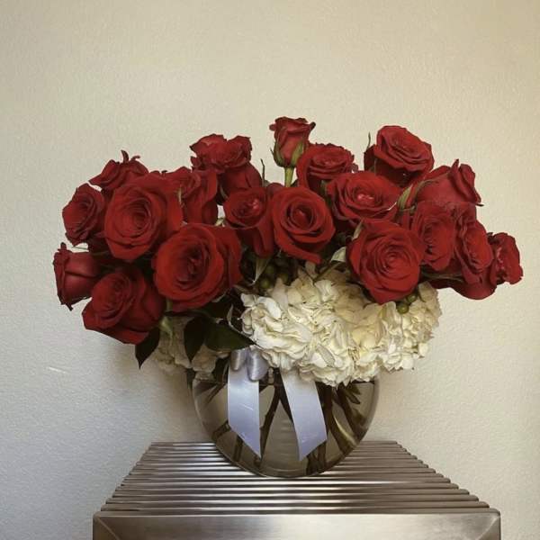 Red Roses and Hydrangeas