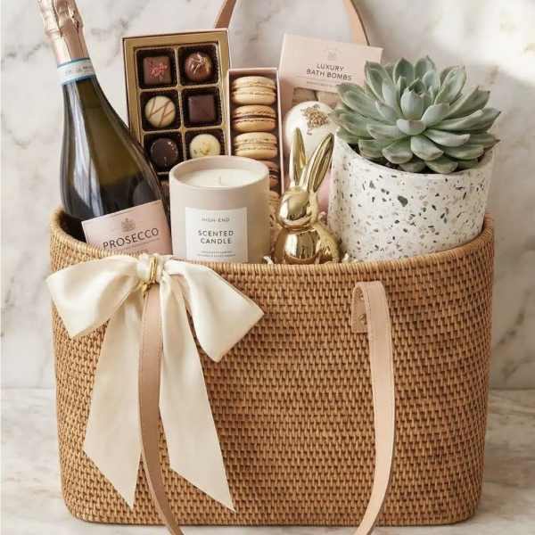 Bubble and chocolates seasonal tote