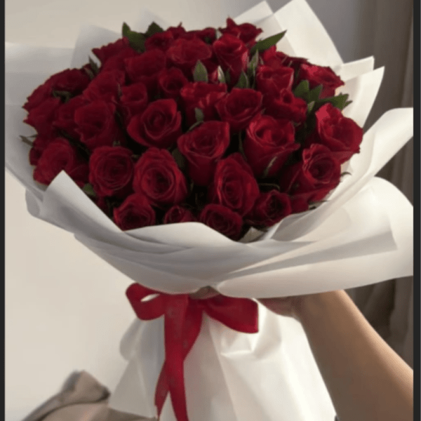 RED ROSES