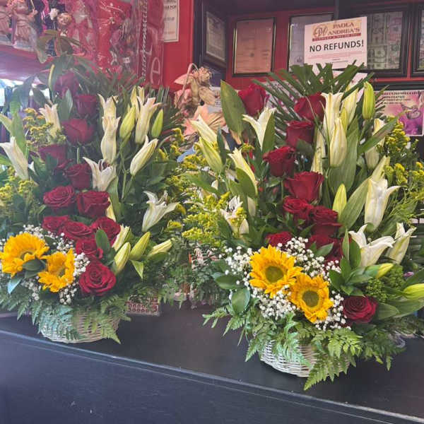 Dual Sunflower & Rose Mixed Arrangement