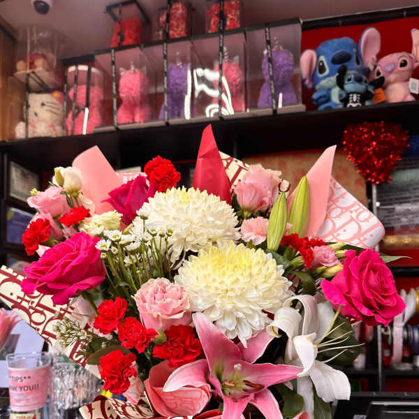 Hot Pink Themed Mix Basket Arrangement
