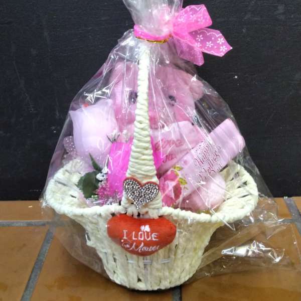 MOM'S I LOVE MOM BASKET #MOTHERSDAY