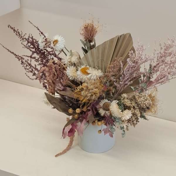 Chic dried flower