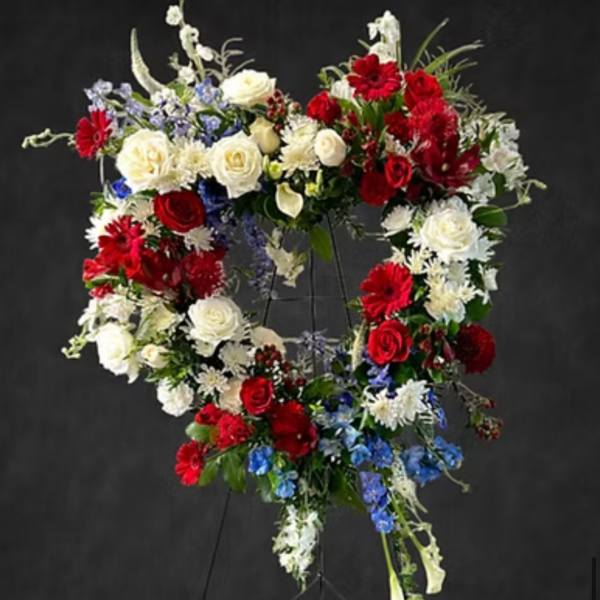 RED WHITE & BLUE HEART WREATH EASEL