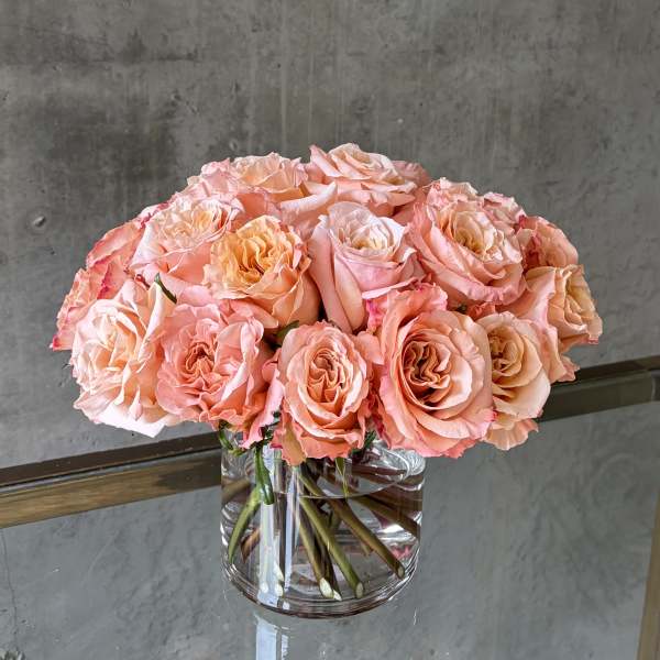 Spiral Peach Shimmer Rose Pavé Arrangement