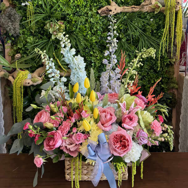 Bloom Burst Basket