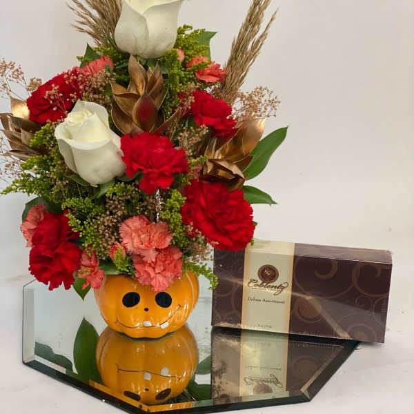 Jackie lantern w/ chocolates