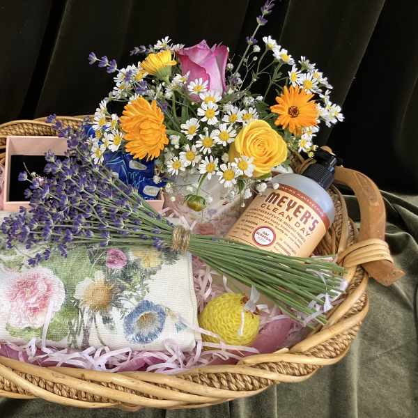 Summer Flowers and Gifts
