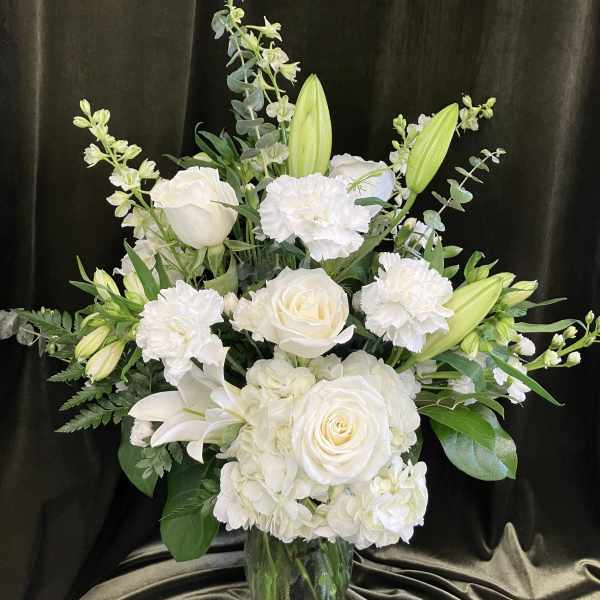 Traditional All White Arrangement
