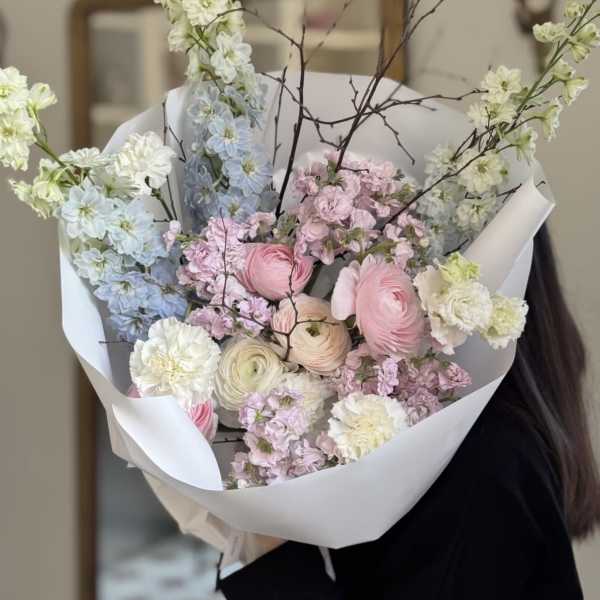 Airy Bloom
