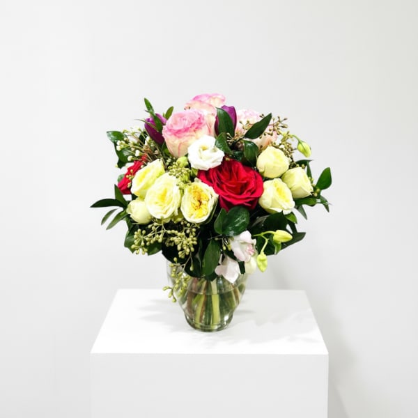 Brighten Your Day ( seasonal bouquet)