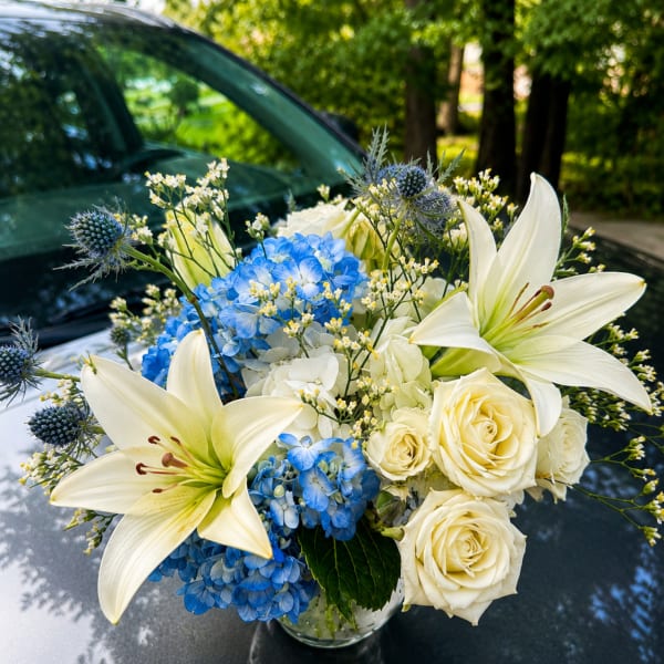 Blue & White Elegance Arrangement