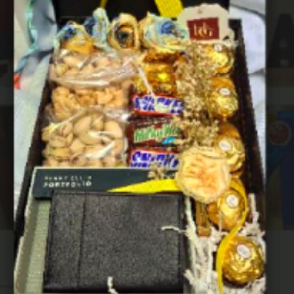 Signature Gentleman's Gift Box