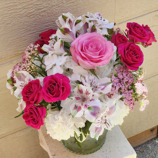 Hot pink centerpiece