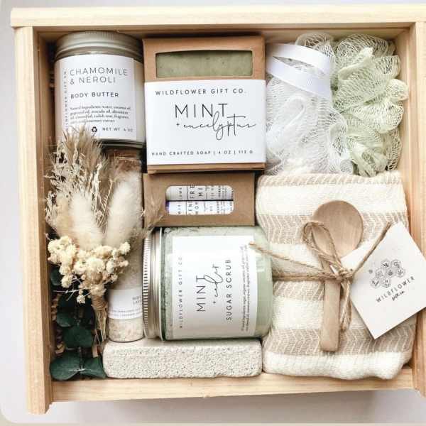 Mint & Wildflower bath set
