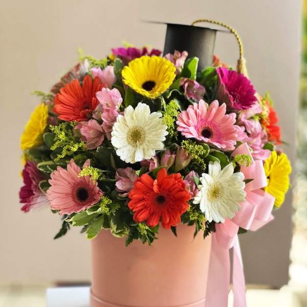 Graduation Gerbera Box