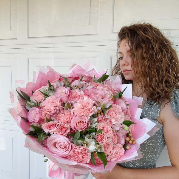 Large pink bouquet of roses, carnations, and alstroemeria