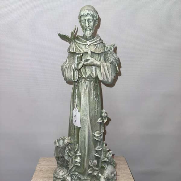 Large St. Francis Statue/ Bird Bath