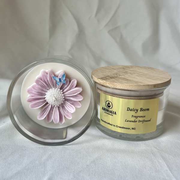 Daisy Boom Candle