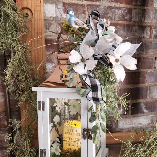 Eckert Florist's Beautiful Memories Lantern