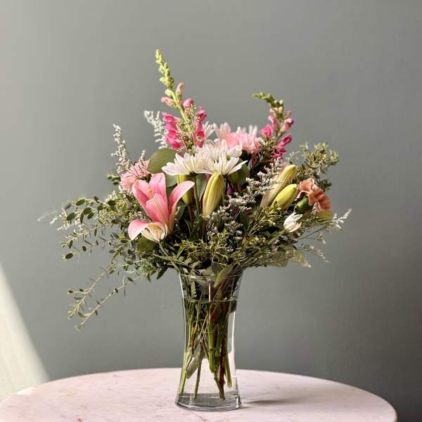 Lovely lily bouquet