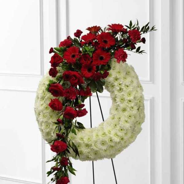 Graceful Tribute Wreath