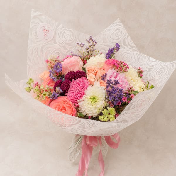 Designer's Choice Wrapped Bouquet – Seasonal Luxury Flowers