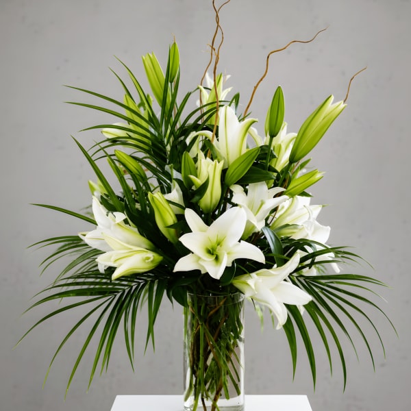 Elegant White Lily Bouquet