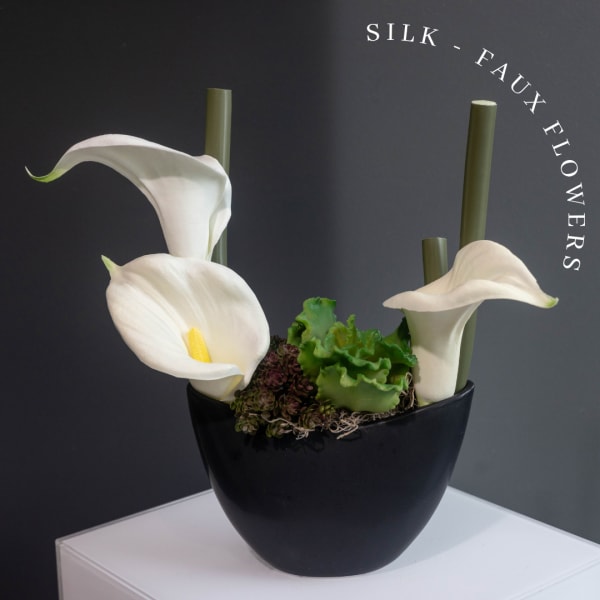 Calla Lilies Whisper: Silk - Faux Flowers