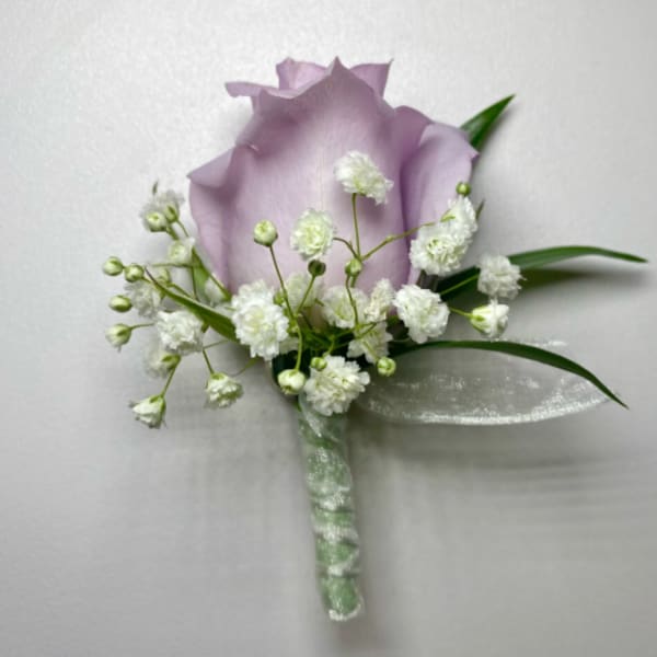 Lavender rose boutonniere with white baby's breath and ribbon wrap
