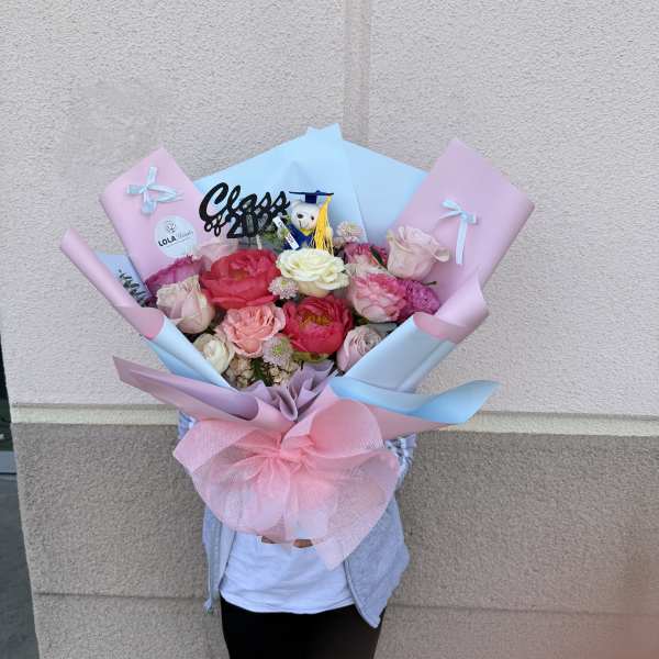 Graduation Bouquet 02