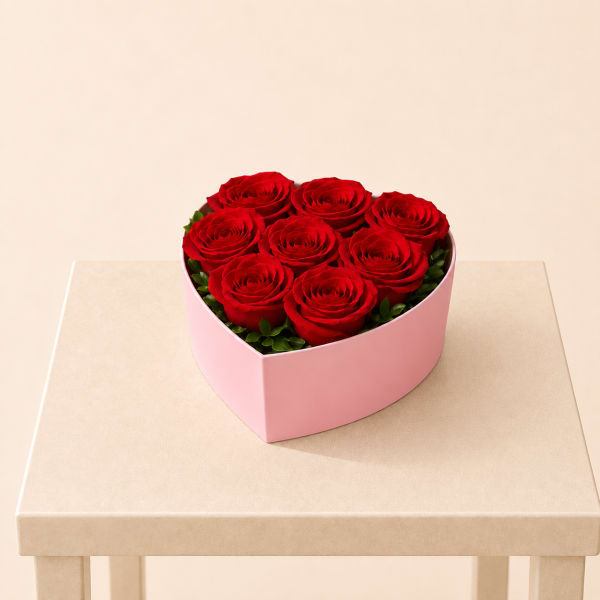 Classic Red Rose Heart Box – XS ™