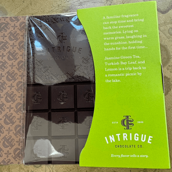 Intrigue Chocolate Co. Jasmine Green Tea, Turkish Bay Leaf & Lemon Chocolate Bar