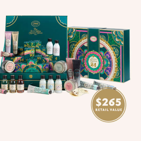 Assorted bath and body gift set in teal decorative boxes