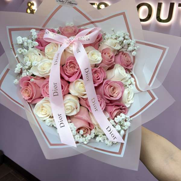 Dior Mom