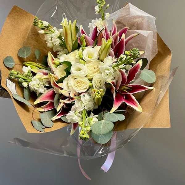 Bellissima Presentation Bouquet