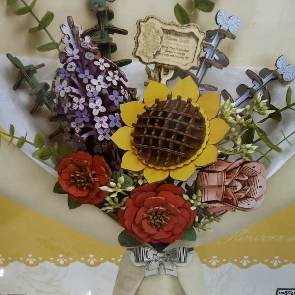 Rowood Wooden Flower Bouquet