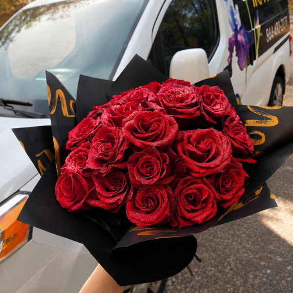 Red Sparkling Roses