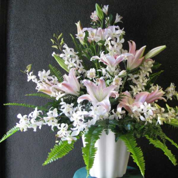 Pastel Arrangement AR1011