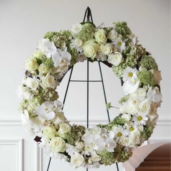 White Remembrance Sympathy Wreath