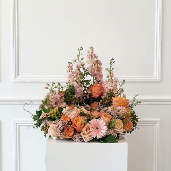 Peach Urn Garden