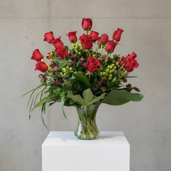 Roses! Two dozen/Red
